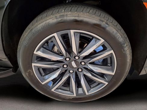 Used 2024 Cadillac Escalade Sport AWD/4WD image 8