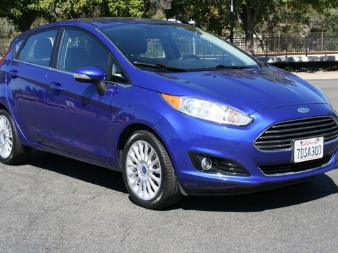 Used 2014 Ford Fiesta Titanium FWD image 1
