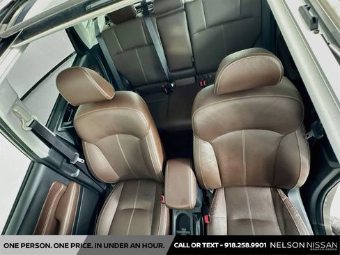 Used 2018 Subaru Forester 2.5i Touring w/ Popular Package #3B AWD/4WD image 23
