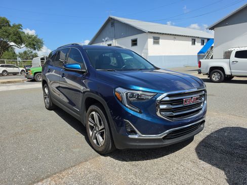 Used 2020 GMC Terrain SLT w/ Preferred Package FWD image 1