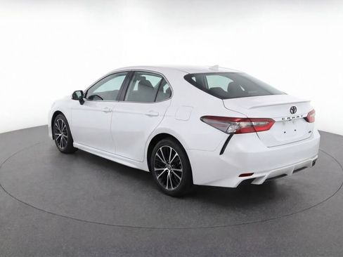 Used 2022 Toyota Camry SE w/ Carpet Mat Package (TMS) FWD image 36