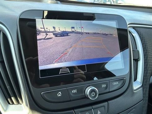 Used 2024 Chevrolet Malibu LT image 14