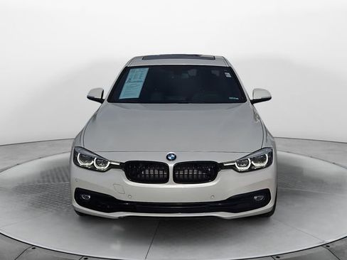 Used 2018 BMW 330e image 8