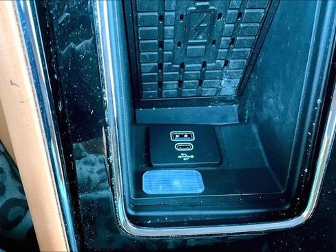 Used 2025 Lincoln Aviator Black Label w/ Black Label Special Edition image 15