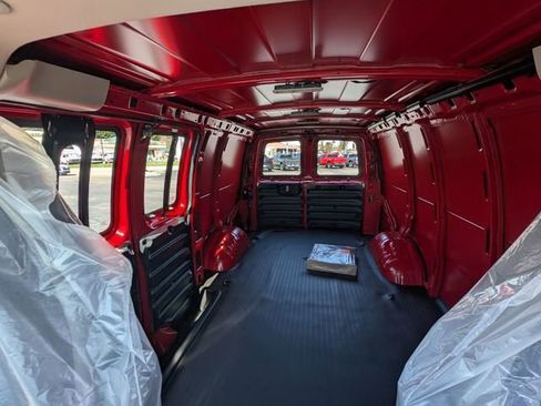 New 2026 GMC Savana 3500 w/ Driver Convenience Package RWD image 12