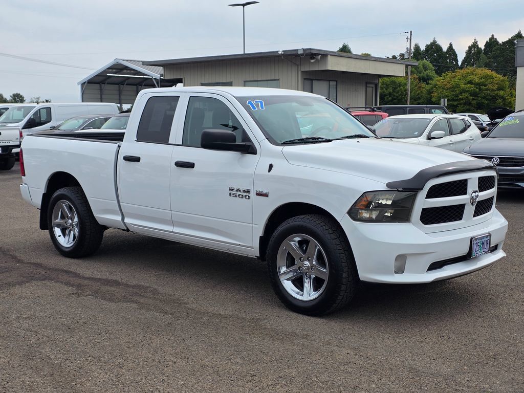 Used 2017 RAM 1500 Express w/ Express Value Package AWD/4WD image 3