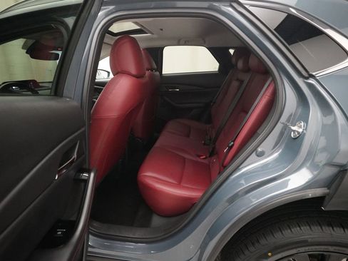 Used 2025 MAZDA CX-30 AWD 2.5 S w/ Preferred Package image 16