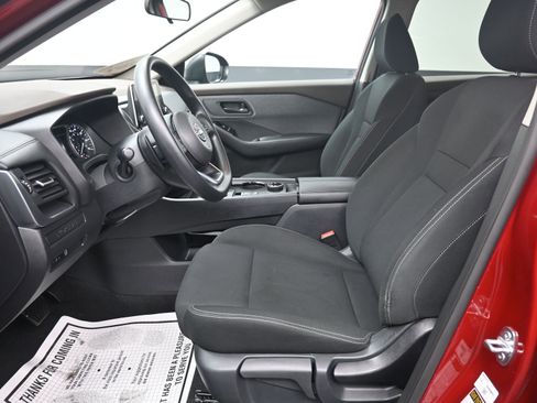 Used 2023 Nissan Rogue S AWD/4WD image 18