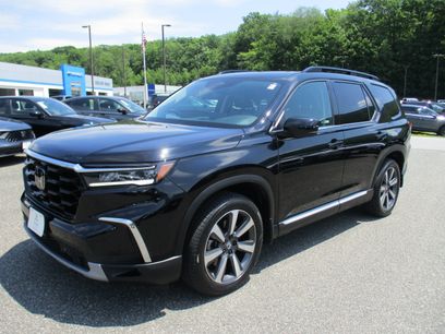 Certified 2025 Honda Pilot Touring