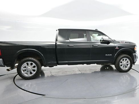 Used 2019 RAM 2500 Laramie AWD/4WD image 8