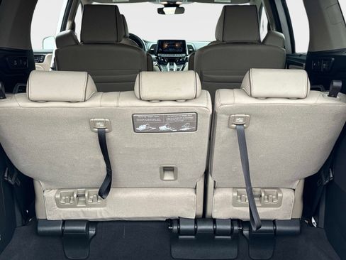Used 2024 Honda Odyssey Elite image 13