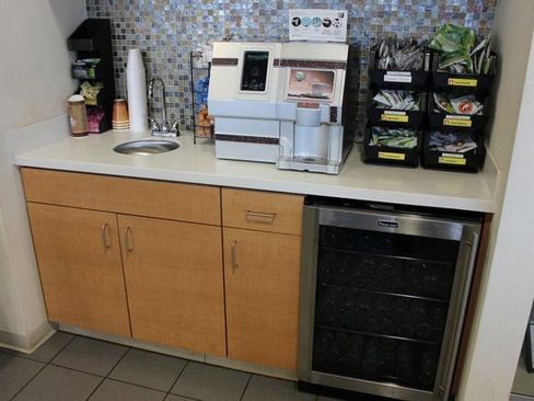 Used 2016 Scion iA image 22