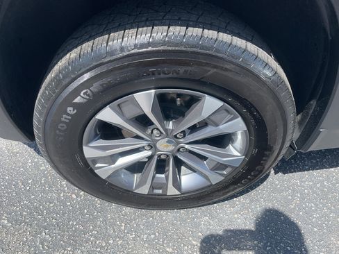 Certified 2026 Chevrolet Equinox LT w/ Convenience Package II FWD image 8