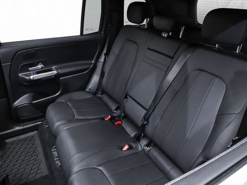 New 2026 Mercedes-Benz GLB 250 4MATIC image 11