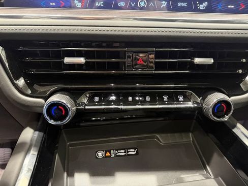 New 2026 Chevrolet Suburban Z71 w/ Comfort Package image 27