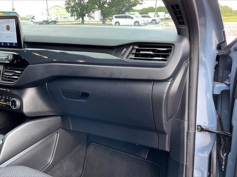 Used 2024 Ford Escape ST-Line image 22
