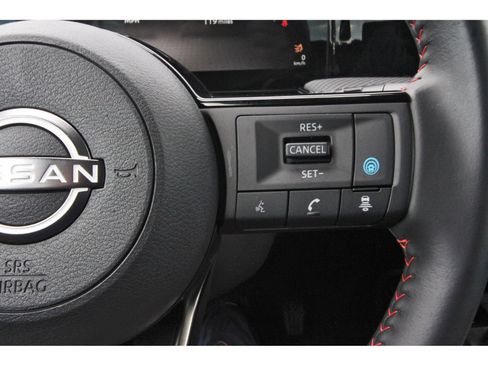 Certified 2025 Nissan Kicks SR FWD image 20