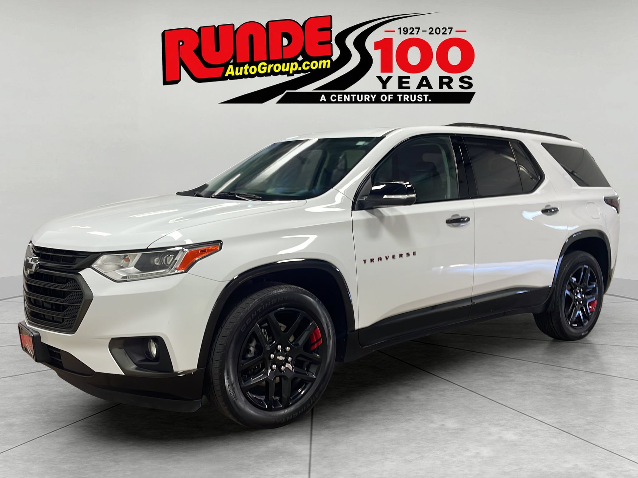 Used 2021 Chevrolet Traverse Premier w/ Redline Edition AWD/4WD image 1