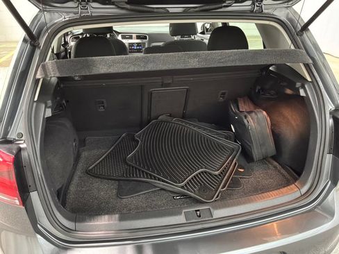 Used 2016 Volkswagen Golf S FWD image 25