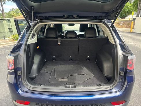 Used 2019 Jeep Compass Limited w/ Safety & Security Group image 11