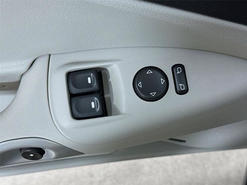 Used 2012 Chevrolet Corvette Grand Sport w/ 2LT Preferred Equipment Group RWD image 19