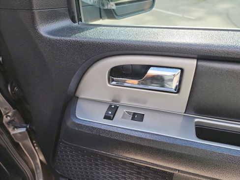 Used 2017 Ford Expedition EL XLT image 36