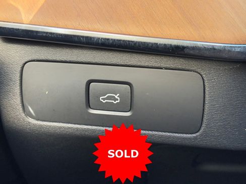 Certified 2023 Volvo XC90 B5 Plus w/ Protection Package Premier image 20