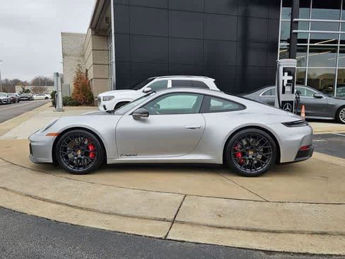 Used 2026 Porsche 911 Carrera GTS image 5