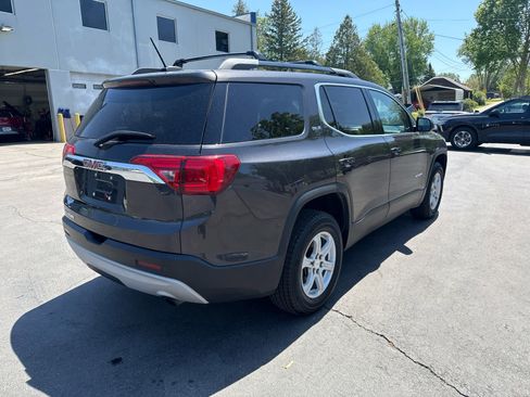 Used 2017 GMC Acadia SLE FWD image 3