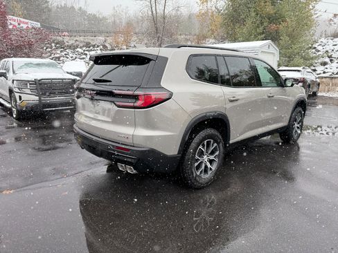 New 2026 GMC Acadia AT4 image 5