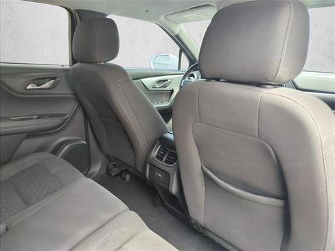 Used 2020 Chevrolet Blazer LT FWD image 23