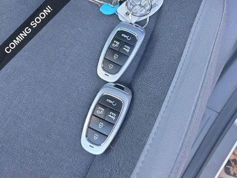 Used 2024 Hyundai Ioniq 5 SE AWD/4WD image 5