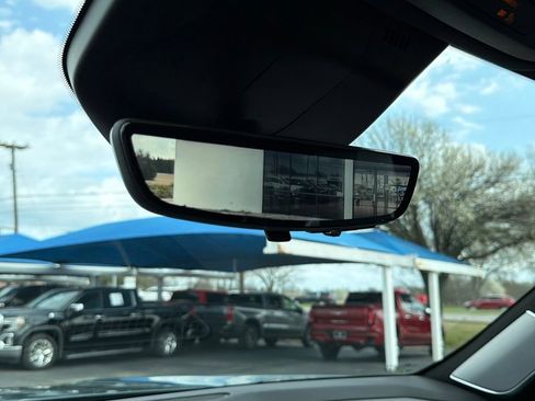 Used 2025 Cadillac Escalade Sport w/ Touring Package image 19