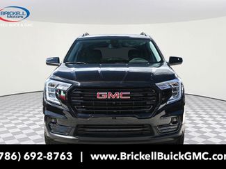 New 2024 GMC Terrain SLT w/ Elevation Edition video 2