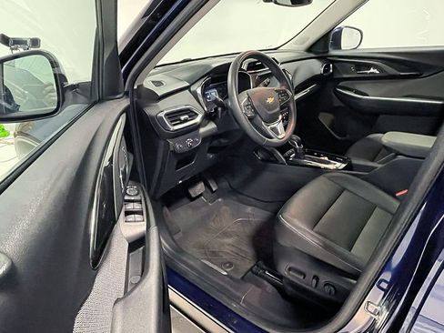 Used 2022 Chevrolet TrailBlazer LT w/ Sun and Liftgate Package AWD/4WD image 19