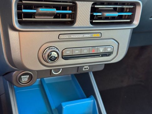 New 2026 Ford Maverick XLT image 18