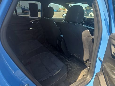 Used 2024 Chevrolet Trax RS w/ Driver Confidence Package FWD image 14
