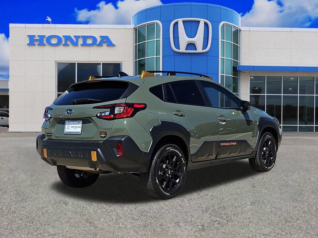 Used 2025 Subaru Crosstrek 2.5i Wilderness w/ Wilderness Package AWD/4WD image 3