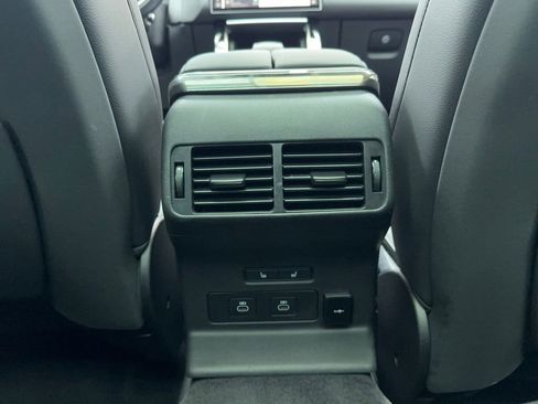 Used 2024 Land Rover Range Rover Velar S image 21