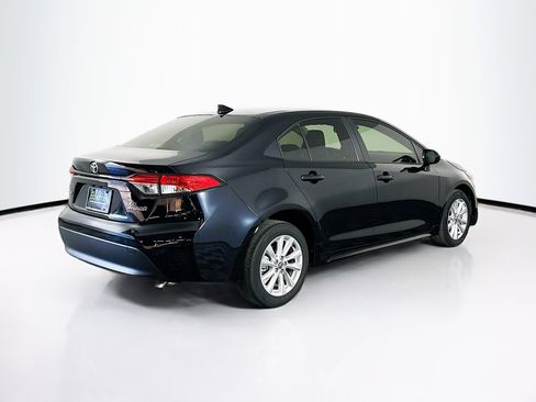 Used 2024 Toyota Corolla LE w/ LE Convenience Package image 9