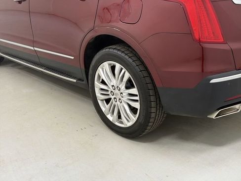Used 2017 Cadillac XT5 Premium Luxury FWD image 17