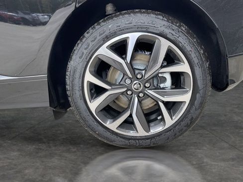 New 2024 Jaguar I-PACE R-Dynamic HSE image 25