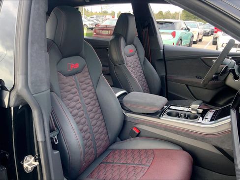 Used 2026 Audi RS Q8 performance image 8