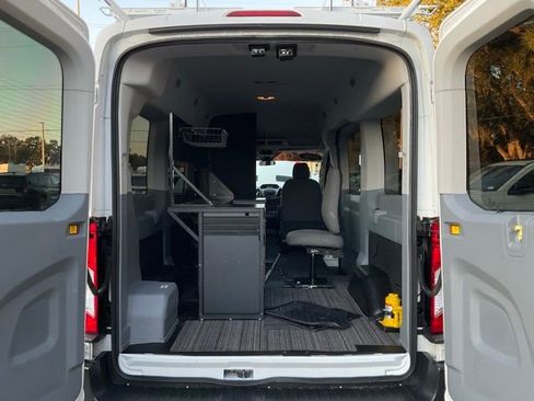 Used 2016 Ford Transit 150 XLT image 11