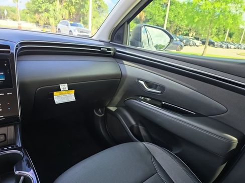 Used 2023 Hyundai Tucson Limited w/ Cargo Package FWD image 10
