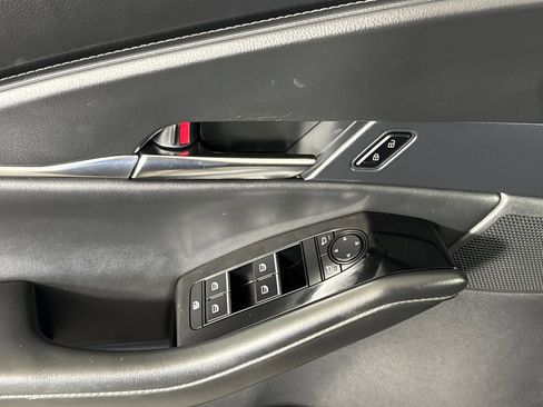 Used 2025 MAZDA CX-30 AWD 2.5 S w/ Preferred Package image 8