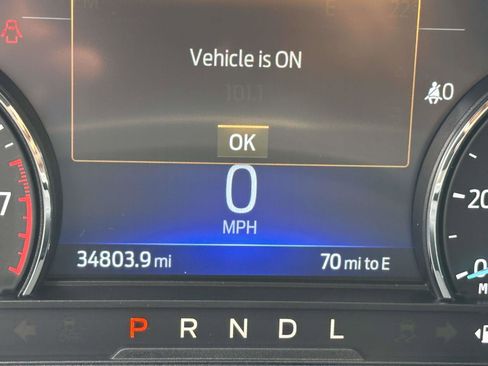 Used 2022 Ford Explorer XLT w/ Equipment Group 202A AWD/4WD image 27