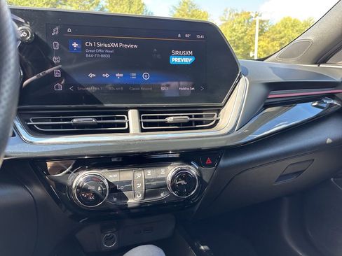 Used 2024 Chevrolet Trax RS w/ Driver Confidence Package image 21