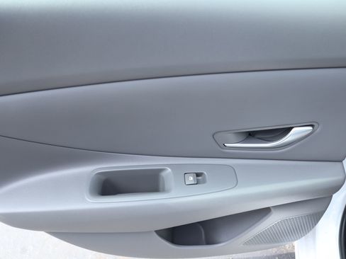 New 2025 Hyundai Elantra Sport w/ Cargo Package FWD image 12