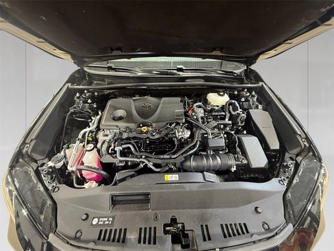 Used 2025 Toyota Camry SE image 20